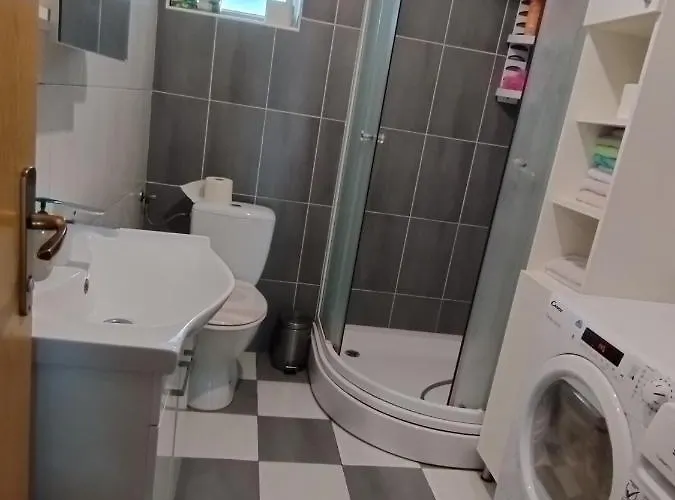 Misljen Apartmants Апартаменты